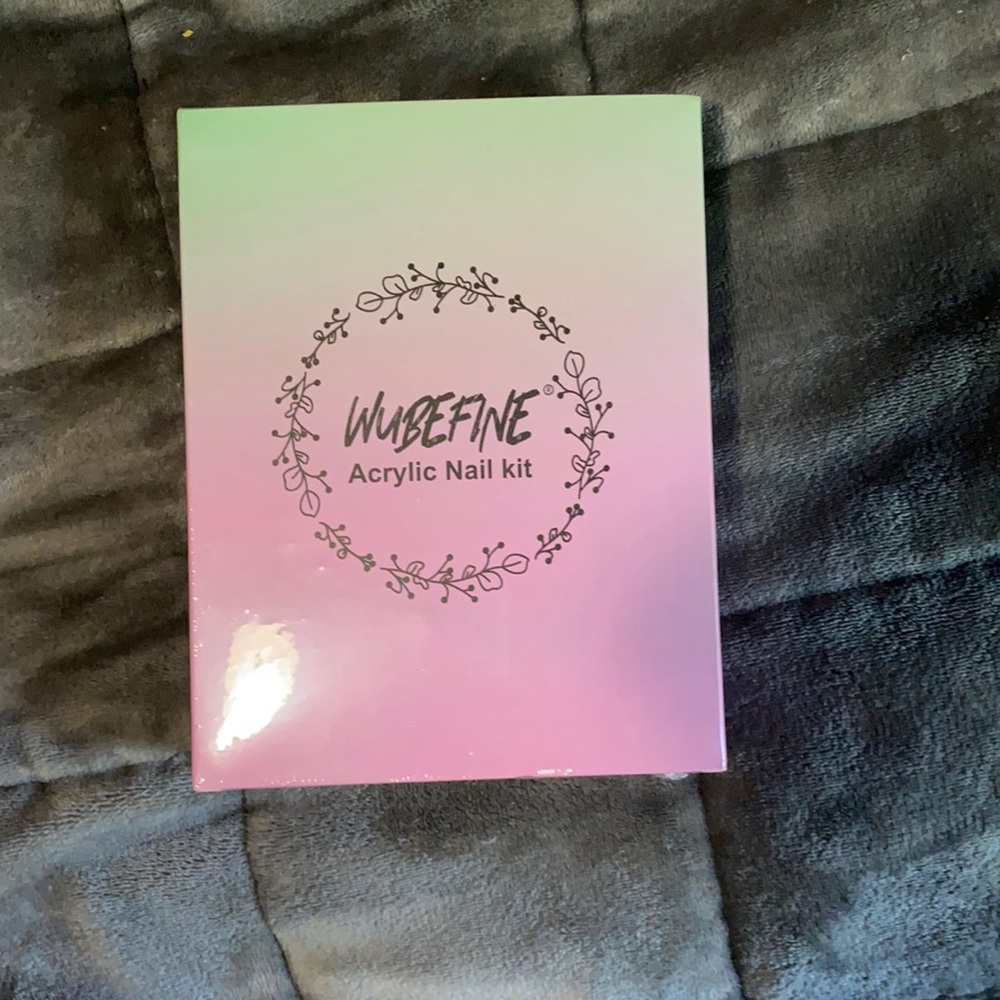 Acrylic nail kit
